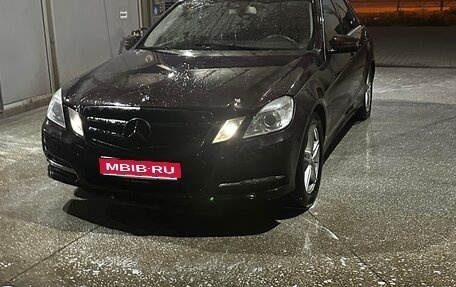 Mercedes-Benz E-Класс, 2011 год, 980 000 рублей, 1 фотография