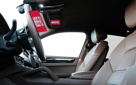 Porsche Cayenne III, 2019 год, 7 050 000 рублей, 15 фотография