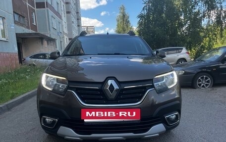 Renault Sandero II рестайлинг, 2019 год, 1 070 000 рублей, 3 фотография