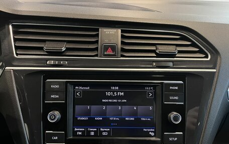 Volkswagen Tiguan II, 2017 год, 2 449 000 рублей, 14 фотография