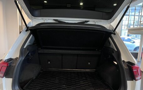 Volkswagen Tiguan II, 2017 год, 2 449 000 рублей, 18 фотография