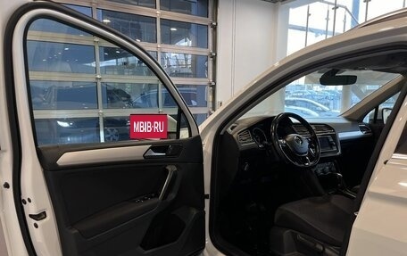 Volkswagen Tiguan II, 2017 год, 2 449 000 рублей, 21 фотография