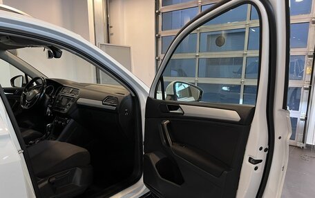 Volkswagen Tiguan II, 2017 год, 2 449 000 рублей, 27 фотография