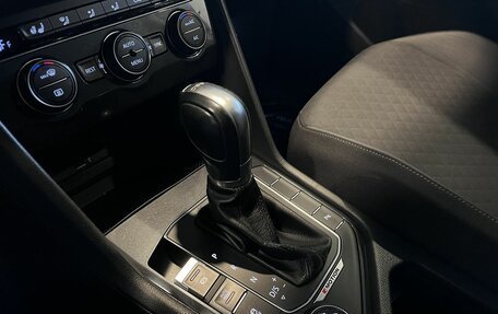 Volkswagen Tiguan II, 2017 год, 2 449 000 рублей, 31 фотография