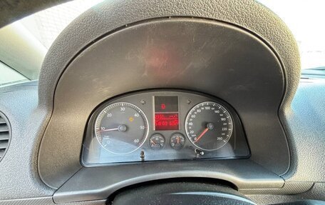 Volkswagen Caddy III рестайлинг, 2004 год, 280 000 рублей, 11 фотография