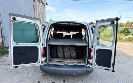 Volkswagen Caddy III рестайлинг, 2004 год, 280 000 рублей, 8 фотография