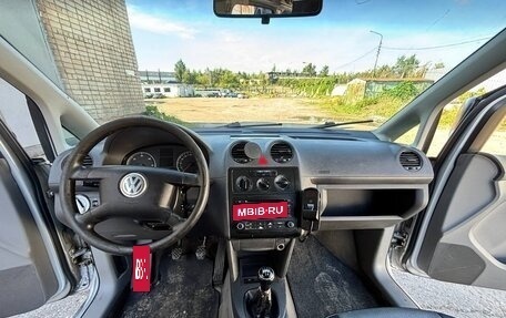 Volkswagen Caddy III рестайлинг, 2004 год, 280 000 рублей, 10 фотография