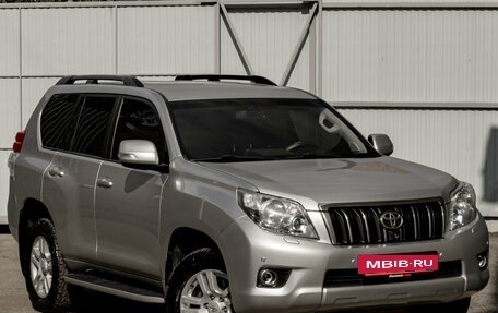 Toyota Land Cruiser Prado 150 рестайлинг 2, 2013 год, 2 600 000 рублей, 3 фотография
