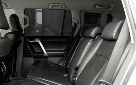 Toyota Land Cruiser Prado 150 рестайлинг 2, 2013 год, 2 600 000 рублей, 26 фотография