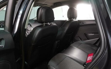 Opel Astra J, 2011 год, 889 000 рублей, 11 фотография