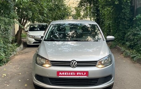 Volkswagen Polo VI (EU Market), 2012 год, 500 000 рублей, 2 фотография