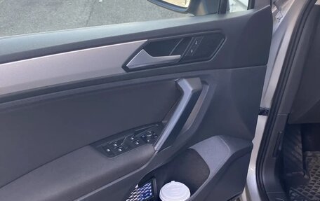 Volkswagen Tiguan II, 2019 год, 2 170 000 рублей, 12 фотография
