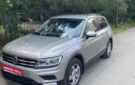 Volkswagen Tiguan II, 2019 год, 2 170 000 рублей, 5 фотография