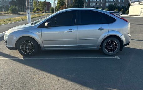 Ford Focus II рестайлинг, 2005 год, 460 000 рублей, 3 фотография
