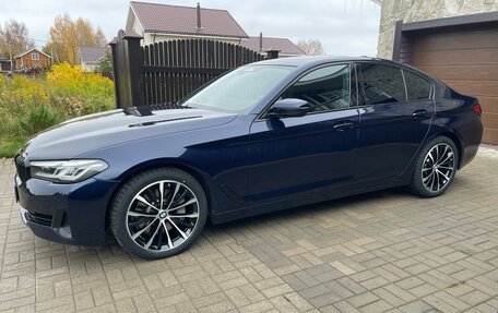 BMW 5 серия, 2022 год, 4 850 000 рублей, 2 фотография