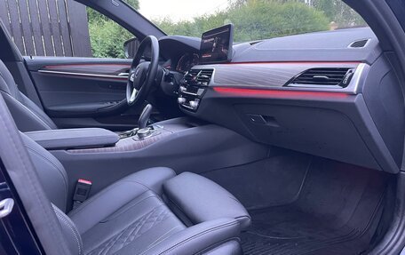 BMW 5 серия, 2022 год, 4 850 000 рублей, 15 фотография