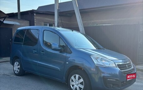 Peugeot Partner II рестайлинг 2, 2017 год, 795 000 рублей, 2 фотография
