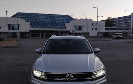 Volkswagen Tiguan II, 2020 год, 2 145 000 рублей, 7 фотография