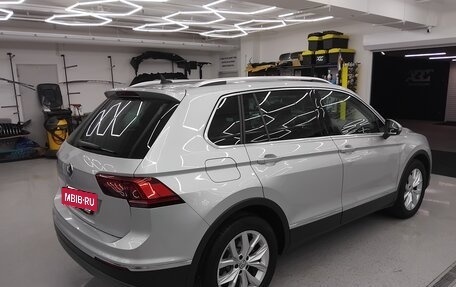 Volkswagen Tiguan II, 2020 год, 2 145 000 рублей, 15 фотография