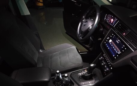 Volkswagen Tiguan II, 2020 год, 2 145 000 рублей, 23 фотография