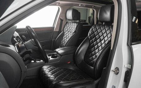 Volkswagen Touareg III, 2018 год, 3 289 000 рублей, 15 фотография