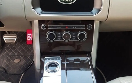Land Rover Range Rover IV рестайлинг, 2017 год, 7 100 000 рублей, 12 фотография