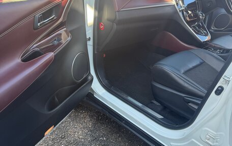 Toyota Harrier, 2014 год, 1 850 000 рублей, 7 фотография