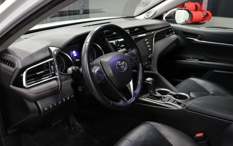 Toyota Camry, 2019 год, 2 849 000 рублей, 8 фотография