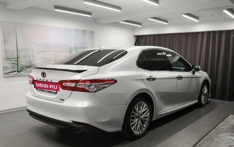 Toyota Camry, 2019 год, 2 849 000 рублей, 19 фотография