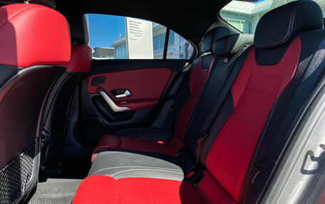 Mercedes-Benz A-Класс, 2019 год, 2 247 000 рублей, 10 фотография