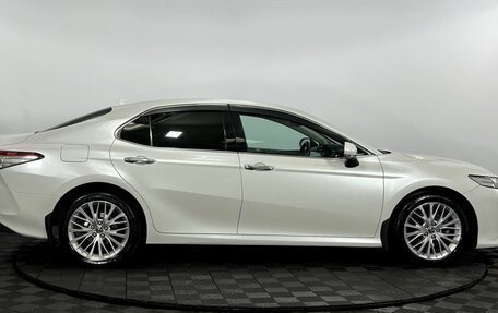 Toyota Camry, 2018 год, 2 800 000 рублей, 5 фотография