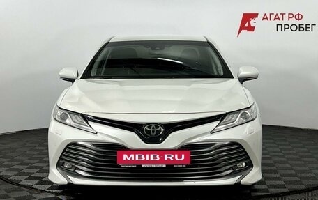 Toyota Camry, 2018 год, 2 800 000 рублей, 3 фотография