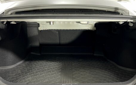 Toyota Camry, 2018 год, 2 800 000 рублей, 19 фотография
