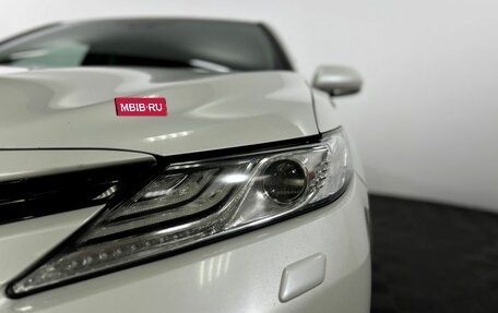 Toyota Camry, 2018 год, 2 800 000 рублей, 17 фотография