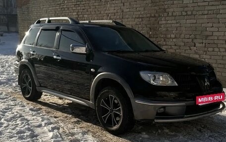 Mitsubishi Outlander III рестайлинг 3, 2004 год, 1 200 000 рублей, 2 фотография