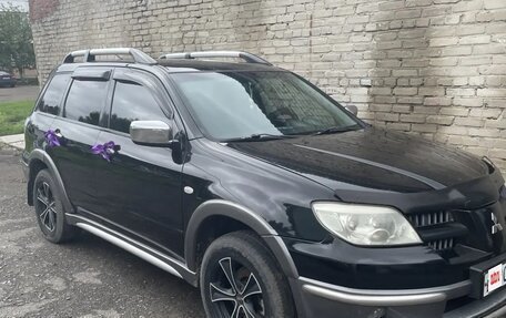 Mitsubishi Outlander III рестайлинг 3, 2004 год, 1 200 000 рублей, 13 фотография