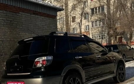 Mitsubishi Outlander III рестайлинг 3, 2004 год, 1 200 000 рублей, 9 фотография