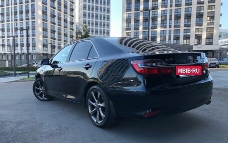Toyota Camry, 2015 год, 1 880 000 рублей, 4 фотография