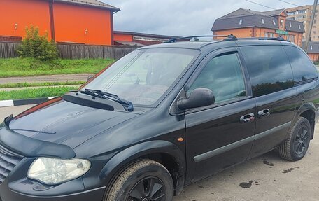 Chrysler Voyager IV, 2004 год, 800 000 рублей, 5 фотография