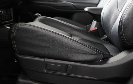 Mitsubishi Outlander III рестайлинг 3, 2018 год, 1 849 000 рублей, 19 фотография