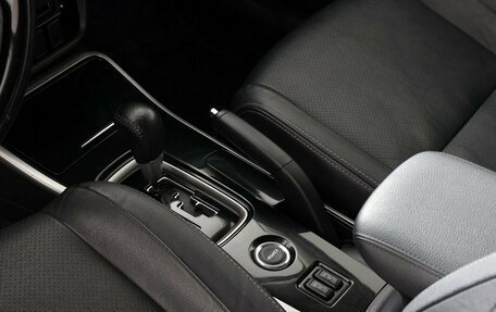 Mitsubishi Outlander III рестайлинг 3, 2018 год, 1 849 000 рублей, 20 фотография
