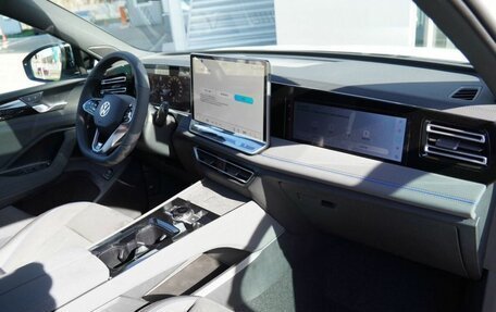 Volkswagen Tiguan, 2026 год, 4 990 000 рублей, 17 фотография
