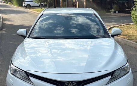 Toyota Camry, 2021 год, 3 070 000 рублей, 13 фотография