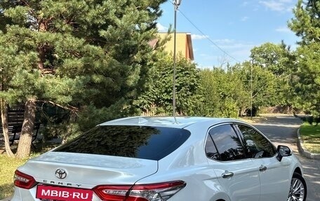 Toyota Camry, 2021 год, 3 070 000 рублей, 4 фотография