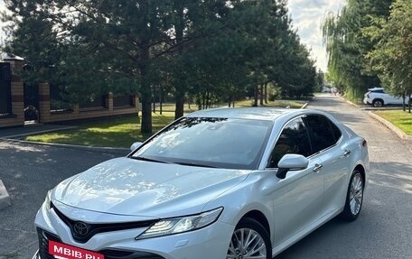 Toyota Camry, 2021 год, 3 070 000 рублей, 3 фотография