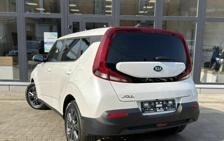 KIA Soul III, 2021 год, 1 980 000 рублей, 2 фотография