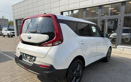KIA Soul III, 2021 год, 1 980 000 рублей, 26 фотография