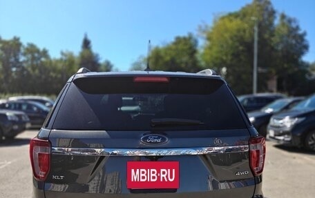 Ford Explorer VI, 2018 год, 2 400 000 рублей, 6 фотография