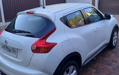 Nissan Juke II, 2011 год, 900 000 рублей, 6 фотография
