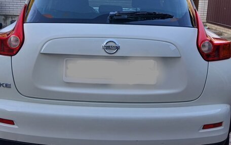 Nissan Juke II, 2011 год, 900 000 рублей, 11 фотография